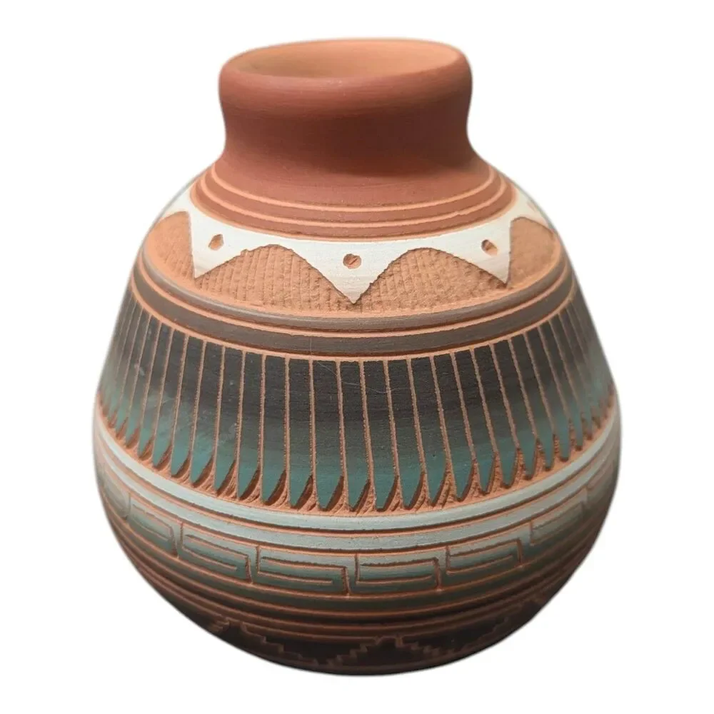 Etched Vase Native American Navajo Indian Southwest Seed Pot 4